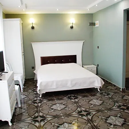 Riverside Vip аpartments Hotel apartamentowy 2*