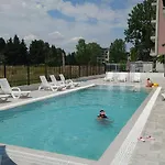 Riverside Vip аpartments 3*