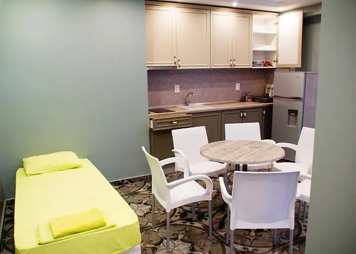 Riverside Vip аpartments 3*